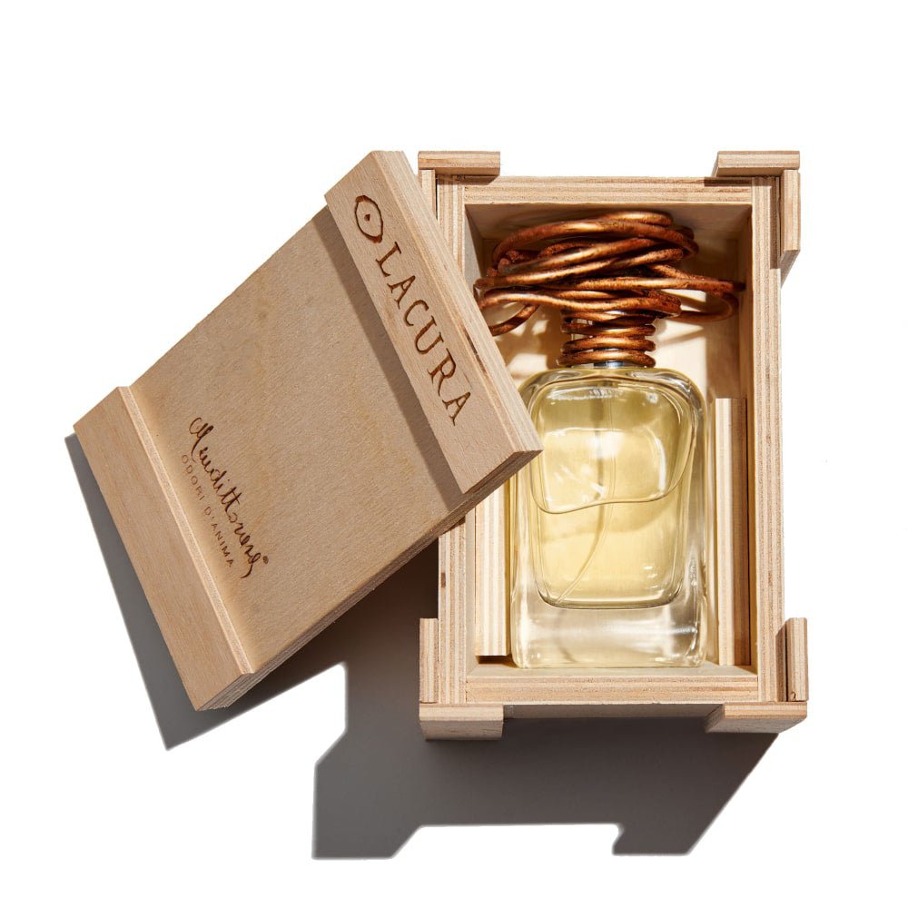 מנדיטורוזה לאקורה - Mendittorosa Lacura Extrait De Parfum 100ml - בושם יוניסקס מקורי